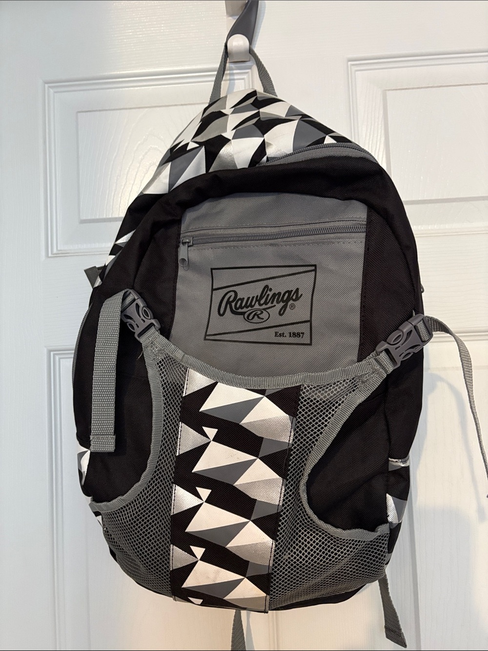 Rawlings Black and Gray Geometric Pattern Backpack